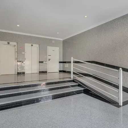 Bernies Folly By Interhome Apartment