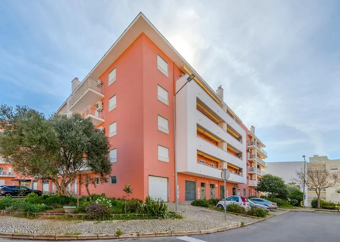 Bernies Folly By Interhome *